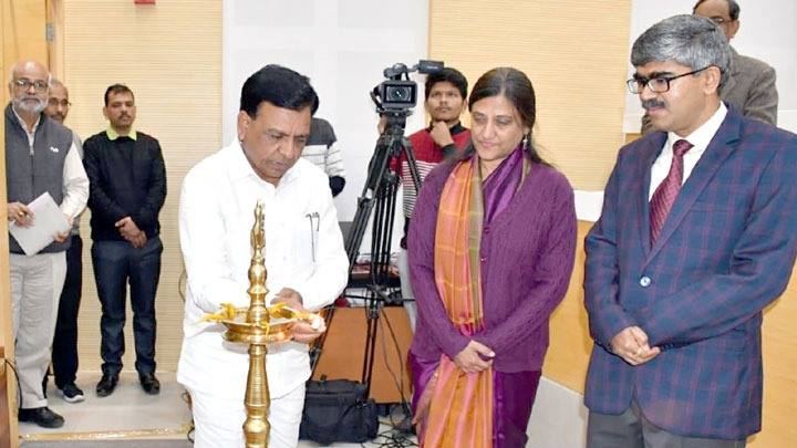 प्रति व्यक्ति आय बढ़ाना सर्वोच्च प्राथमिकता - वित्त मंत्री श्री देवड़ा